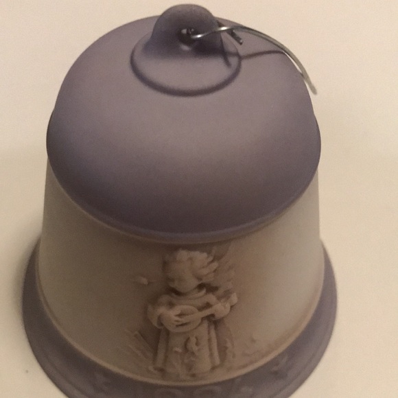Goebel Hummel Cloche deNoel Christmas Bell Festival Harmony Second Edition 1994 - Picture 6 of 11